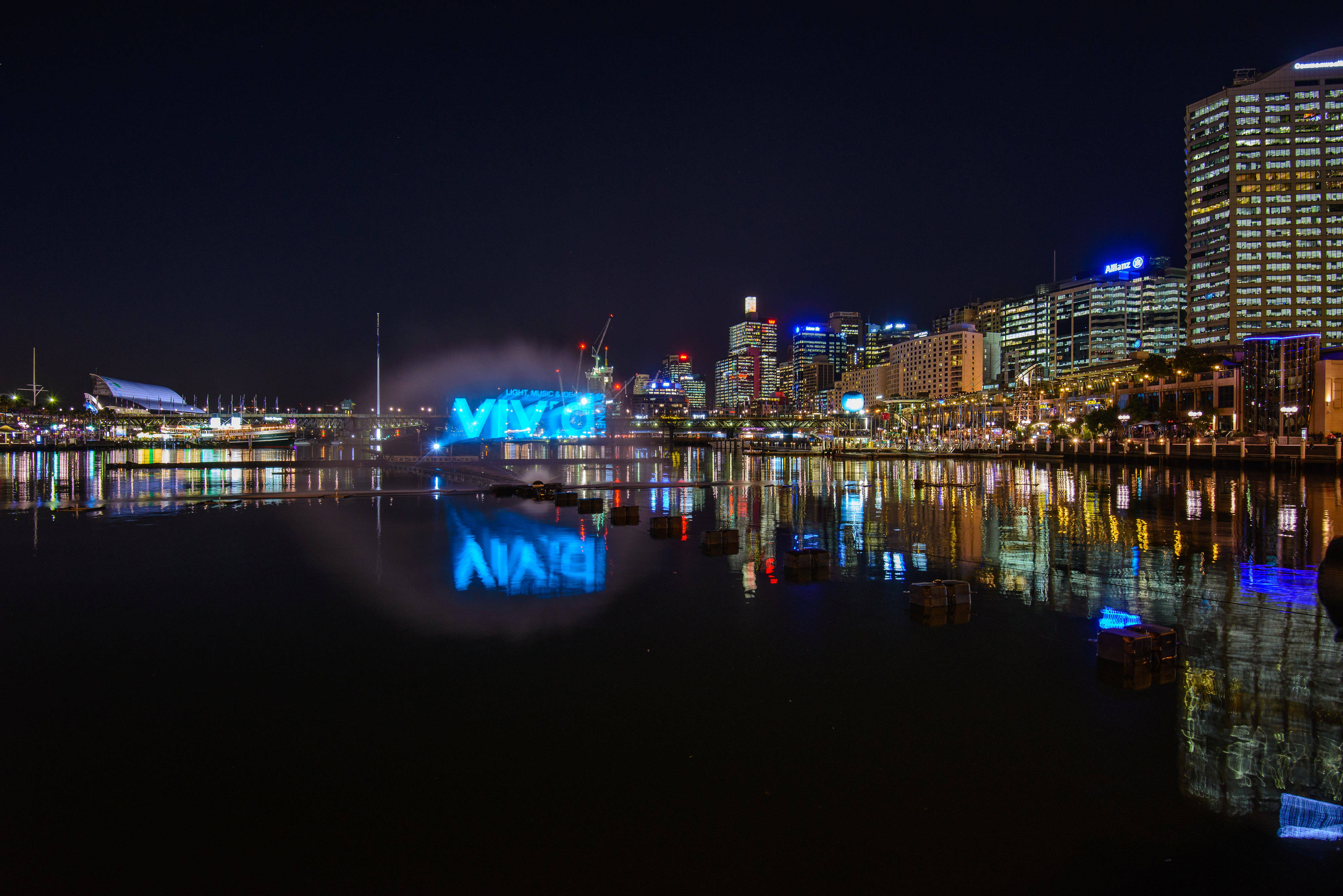 带上相机赴悉尼灯光盛宴——法国国际水秀