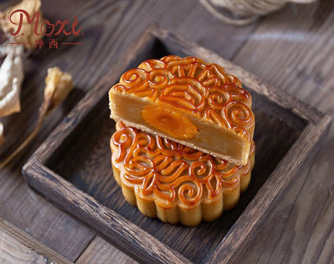 广式莲蓉月饼的制作方法步骤详解摩西食品