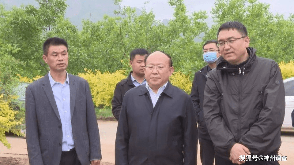 梁克昌一行深入左权县调研驻村帮扶工作