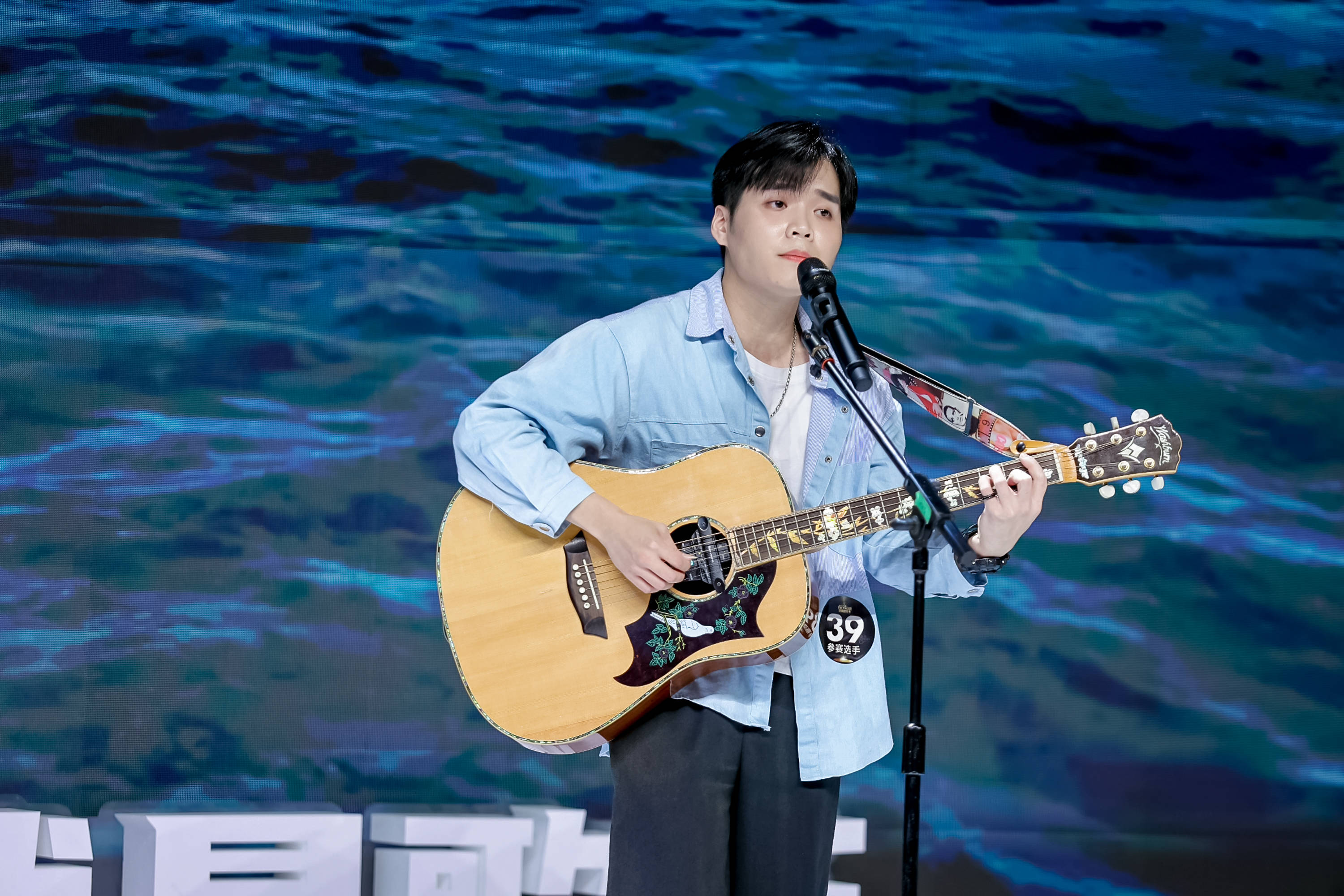 专访这就是歌手深圳最佳人气歌手许群发努力取得更好的成绩