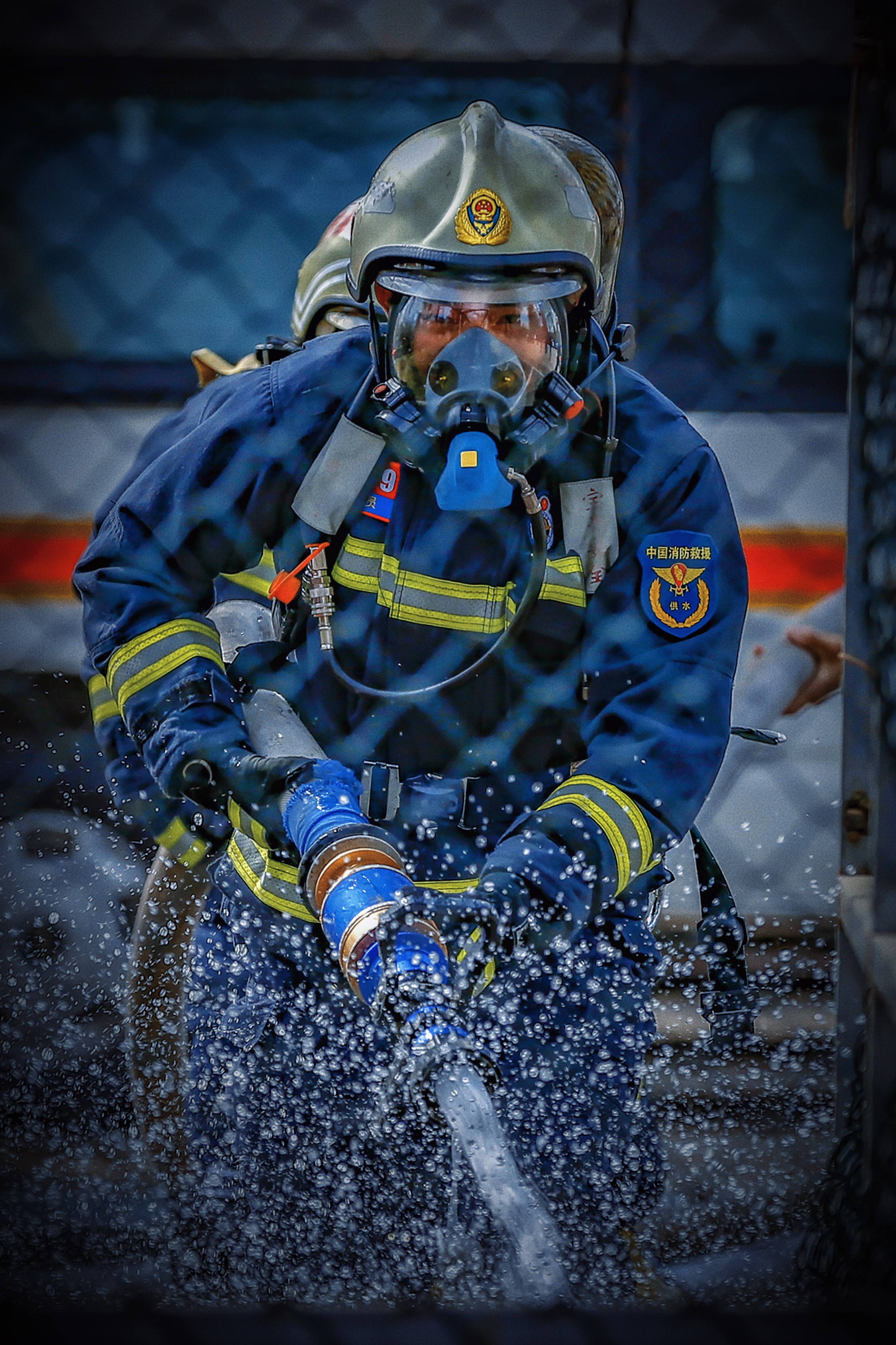 火焰蓝印记第五期青春的风采