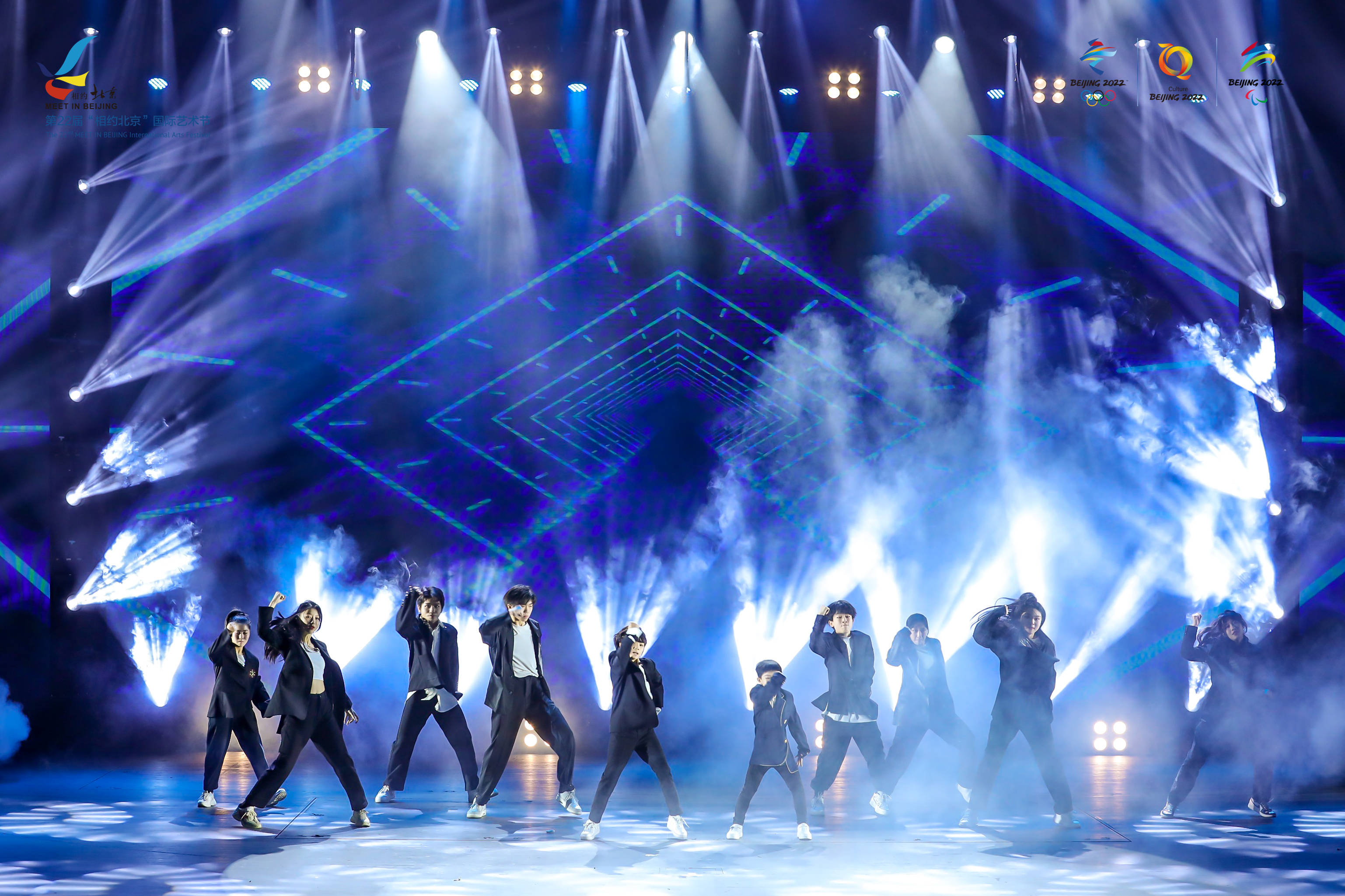 坤音未来偶像暑期艺能集训营心中有梦哪里都是舞台