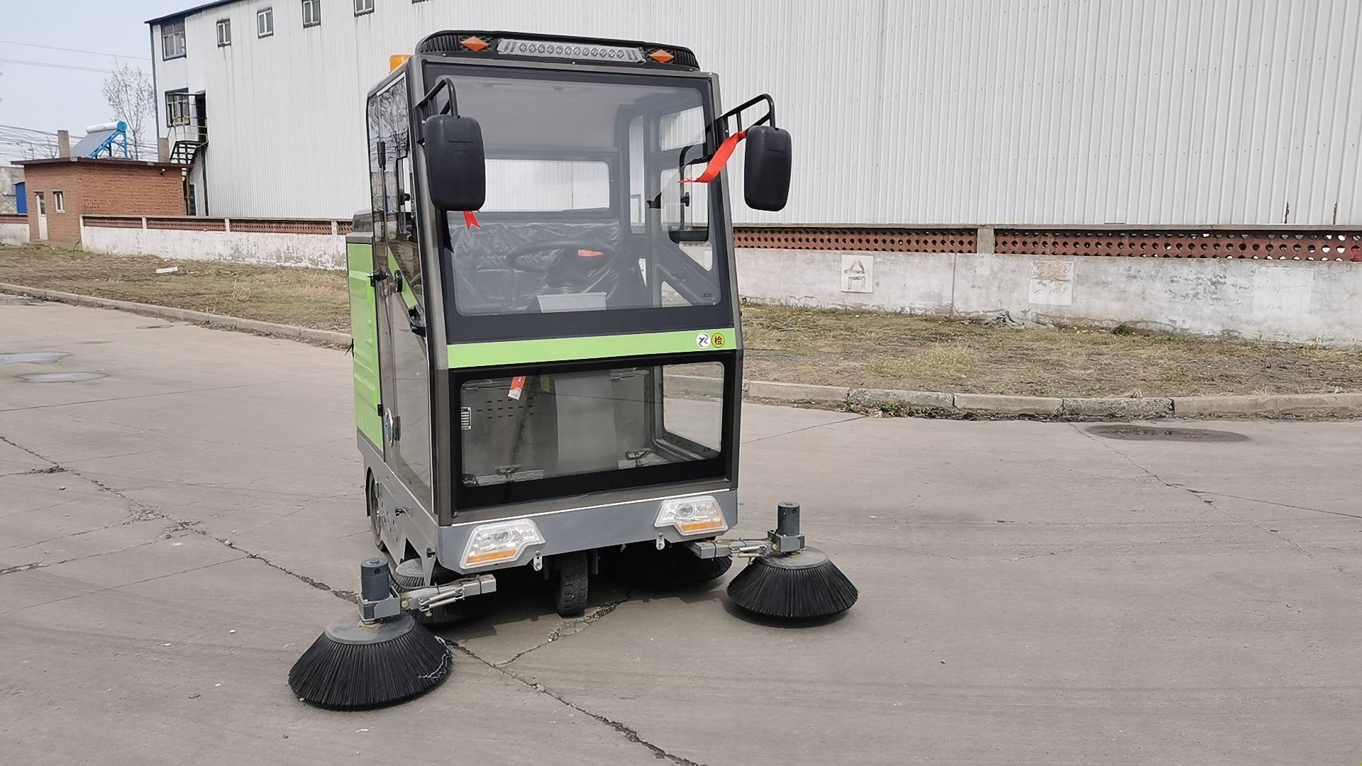 电动清扫车清扫校园的优势有哪些