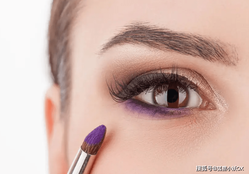 小眼睛适合浓眉还是细眉?狐狸小妖来解惑_眉毛_女孩_形状