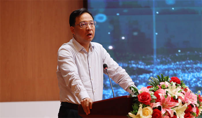 图/任涛,郑伟,万世勋,张晋生,刘建朝,马智勇,曹庆年倾倒彩色金沙启动