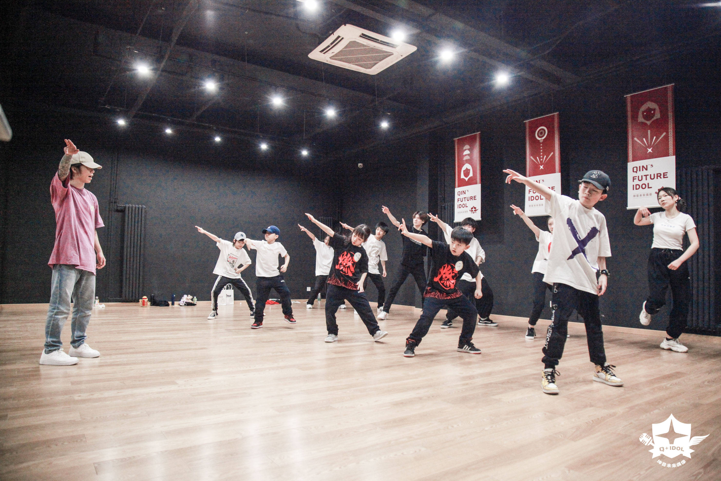 坤音未来偶像暑期艺能集训营心中有梦哪里都是舞台
