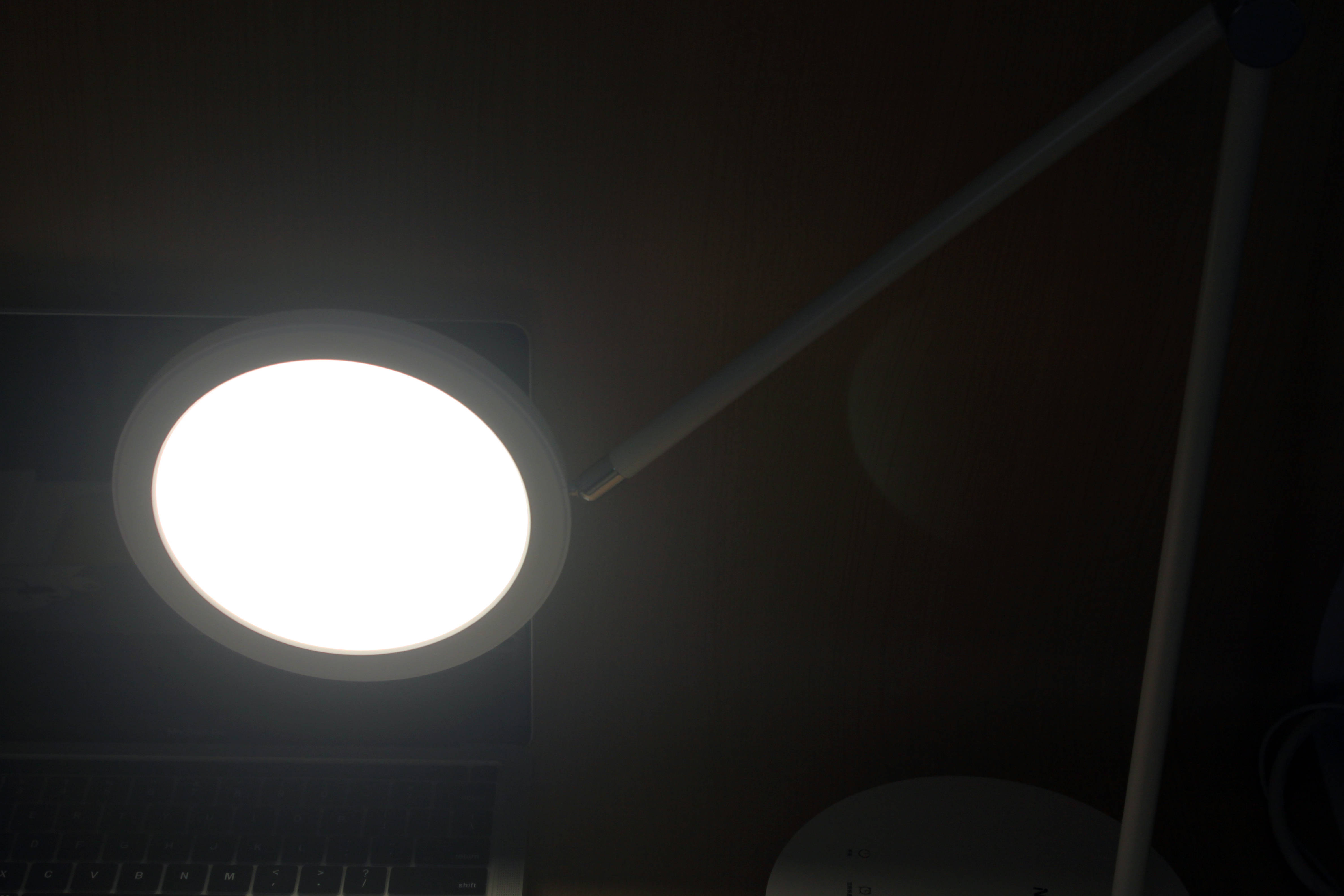 给孩子购买学习台灯，真的选对了吗？