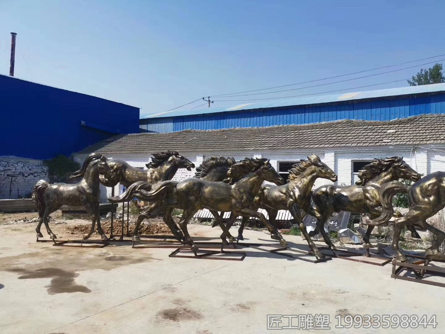 玻璃钢仿铜马雕塑 仿真动物马雕塑
