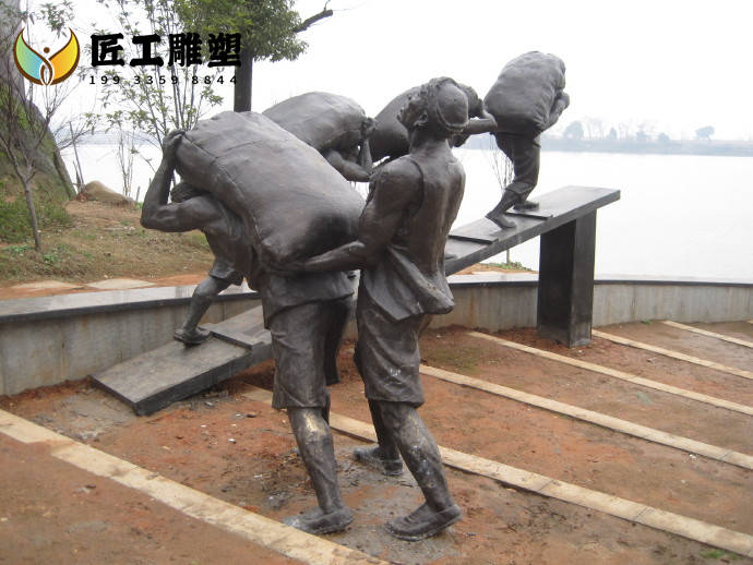 玻璃钢搬运工雕塑码头搬运工人雕塑