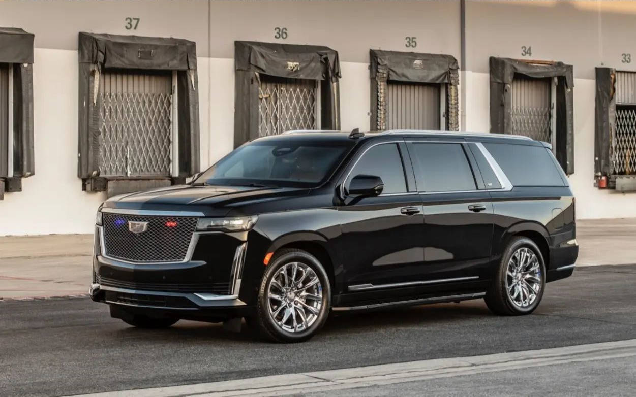 全新凯迪拉克凯雷德防弹版曝光,车身采用厚厚的装甲_搜狐汽车_搜狐网