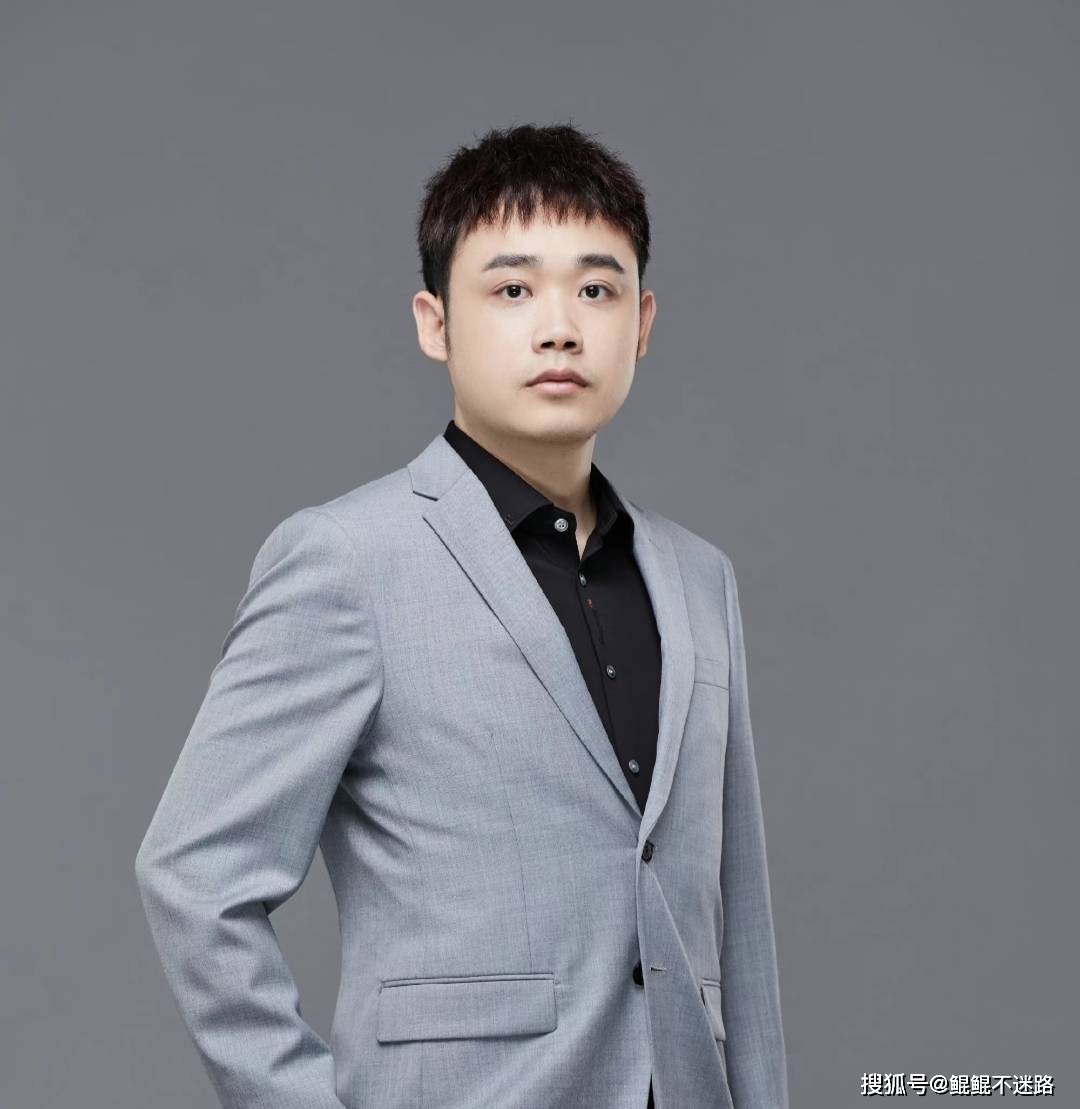 成都ag击败rw侠,离s组只有一步之遥,主教练小兽打脸月光_一诺_节奏