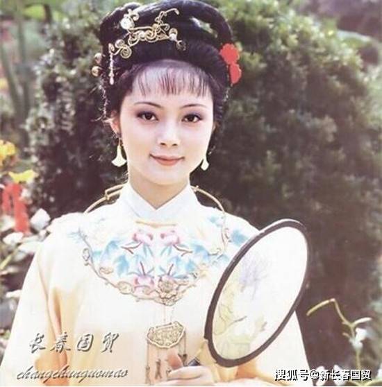 57岁“薛宝钗”张莉近照曝光,身价过亿颜值惊呆网友