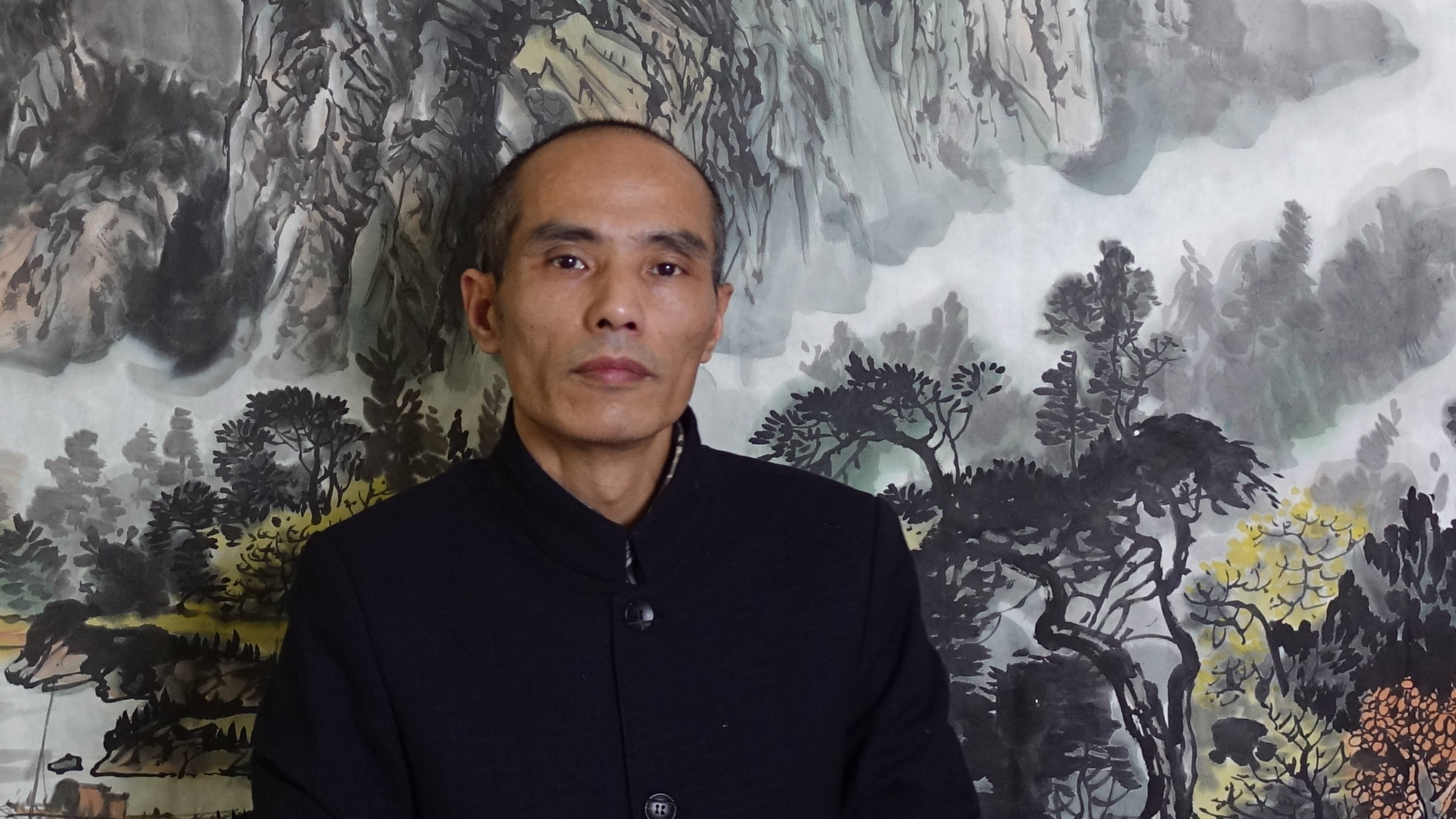 山高人为峰——山水花鸟画家贺正洋先生写真