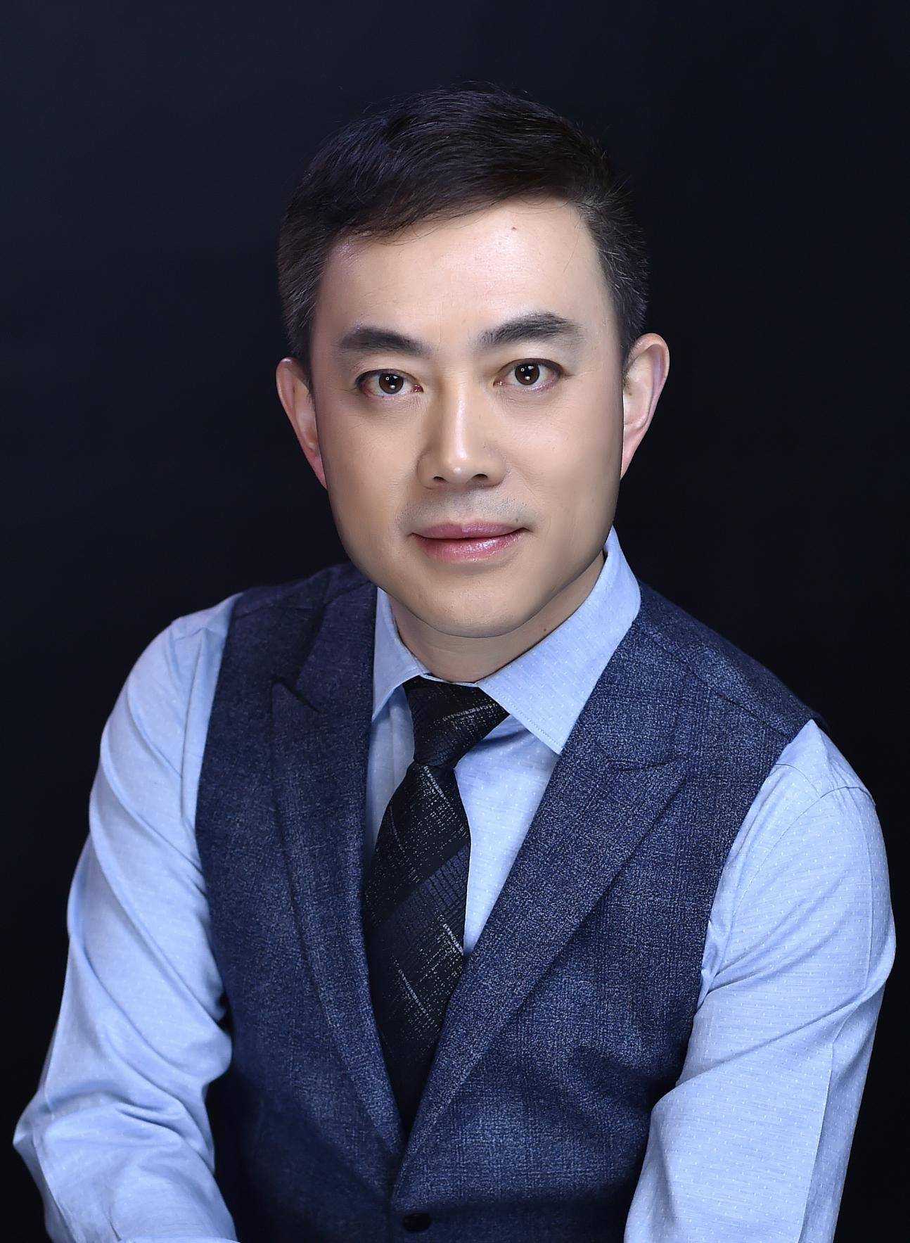 潘鹏老师plt全景式领导力训练创立者沪师经纪刘建