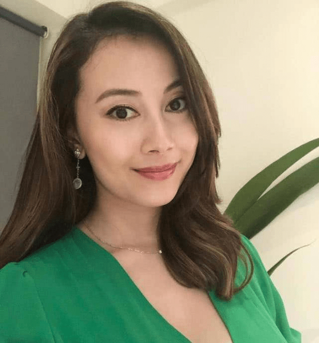 原王晶无意要捧她,她却凭借身材再次爆红,被赞"出淤泥而不染"_袁嘉敏