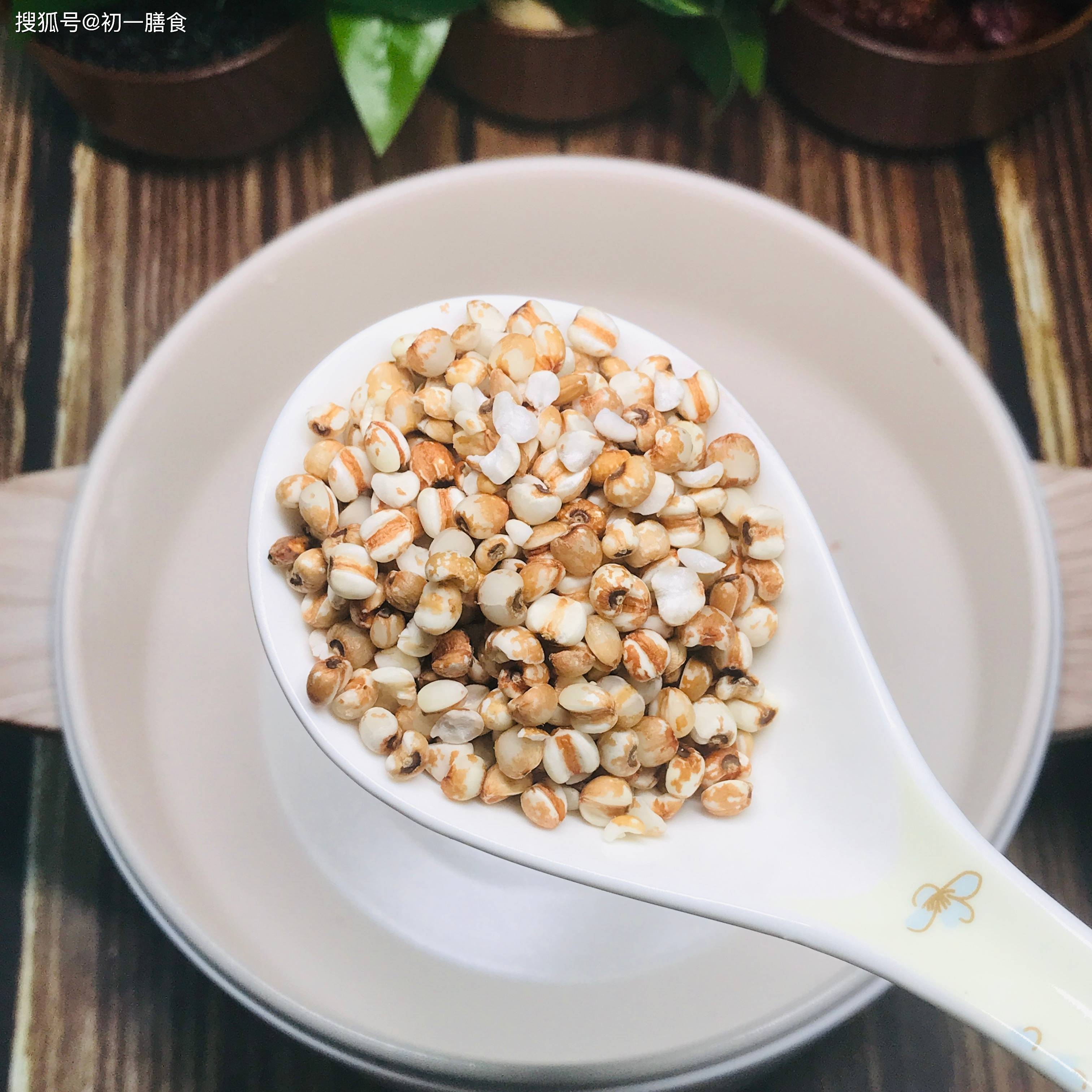 "夏吃豆,胜吃肉"之绿豆薏米汤_夏天_水分_汤汤