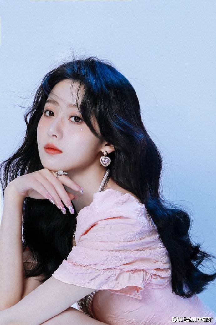 王子璇写真好美，给人印象深刻，别放大第三张图片