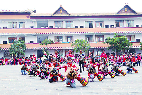 澜沧民族小学图片