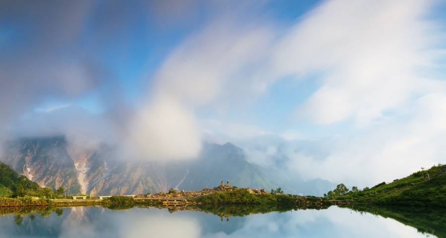 空调“中暑”自燃还乱收费,家电厂商还能干点啥?-家电圈官网