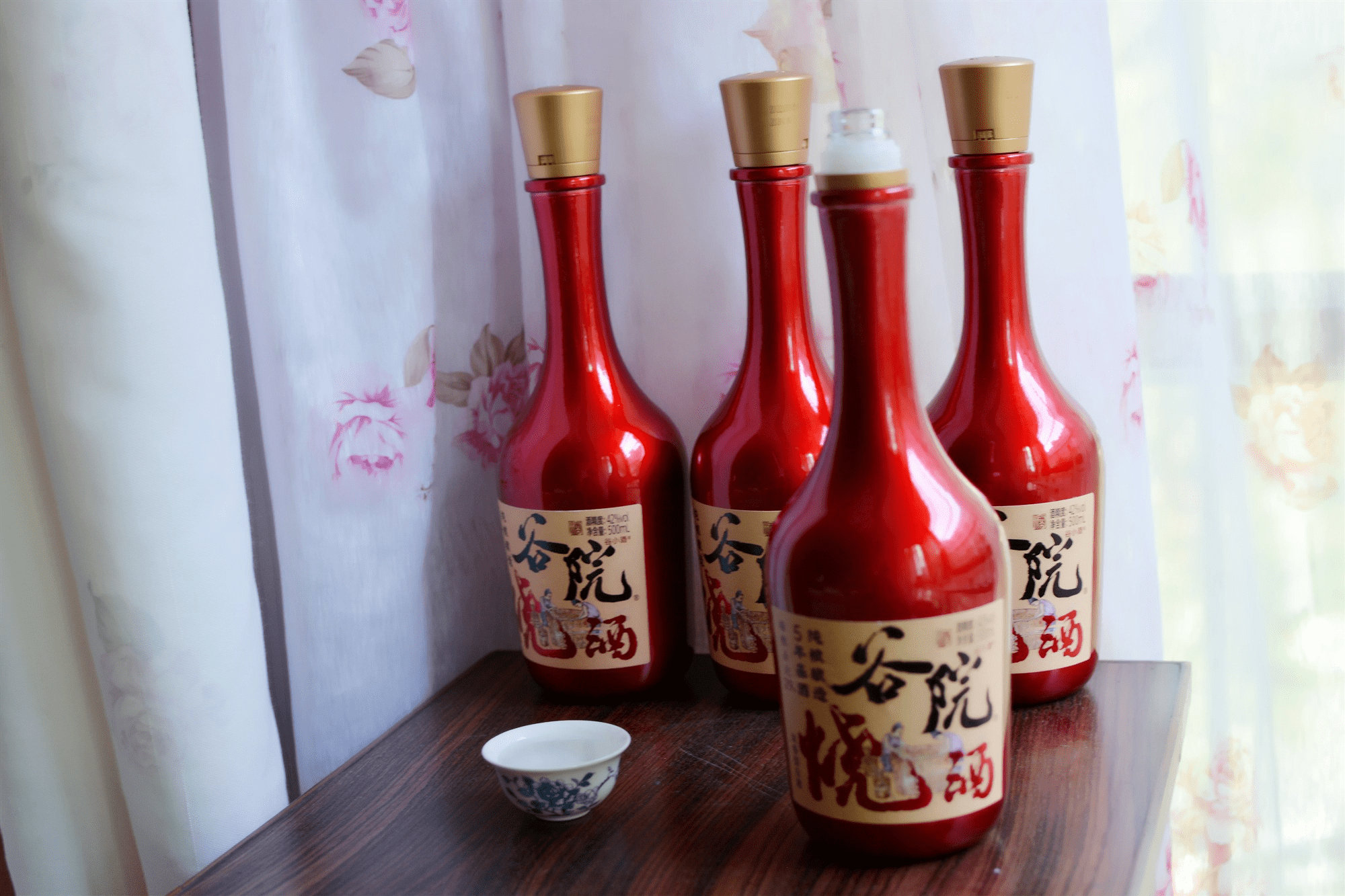 谷院烧酒:好喝不贵聚会有味_小酒_口感_瓶子