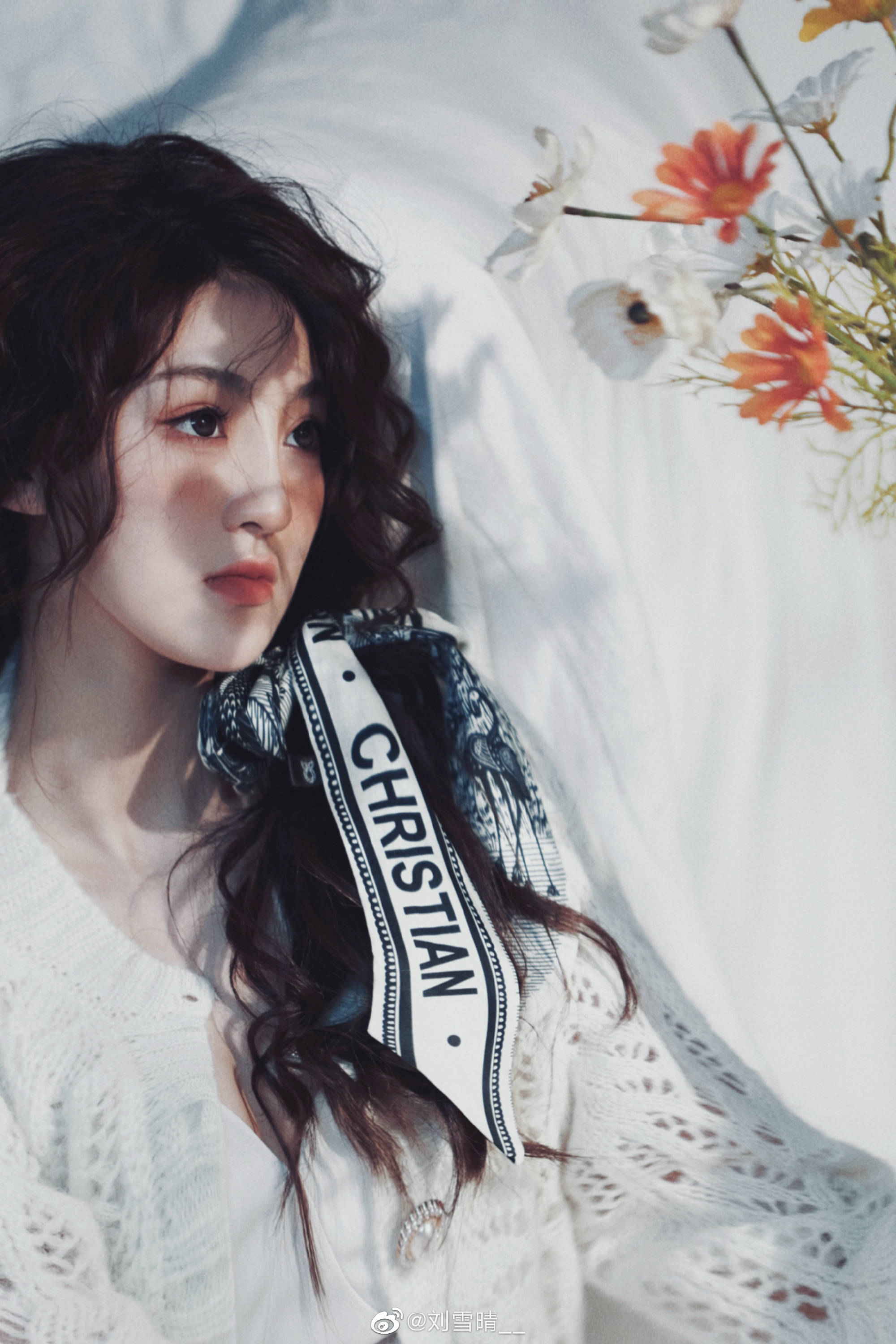 刘雪晴治愈系造型曝光侧颜精致真好看