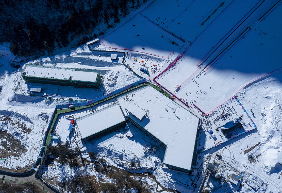 汶川阿尔沟滑雪场图片
