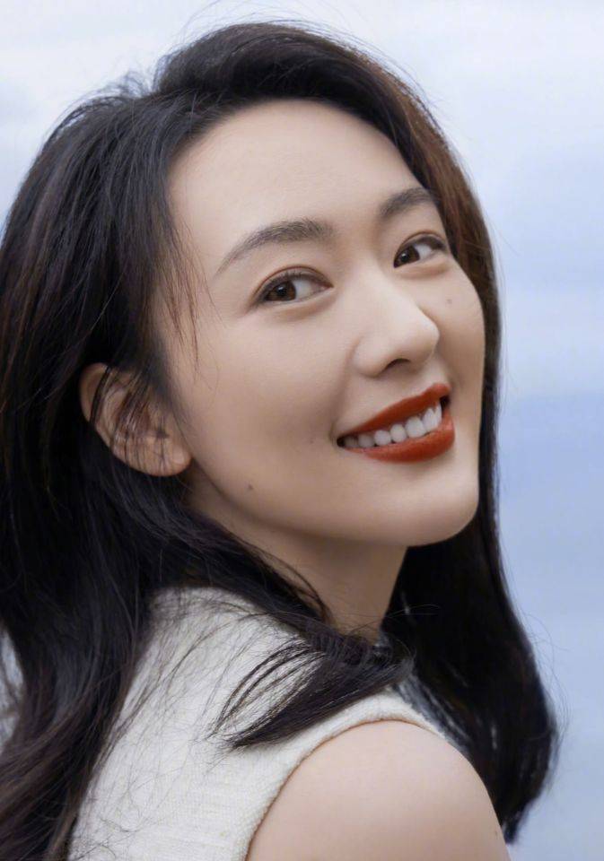 女星童瑶时尚写真:气质优雅、绝代佳人-搜狐大视野-搜狐新闻