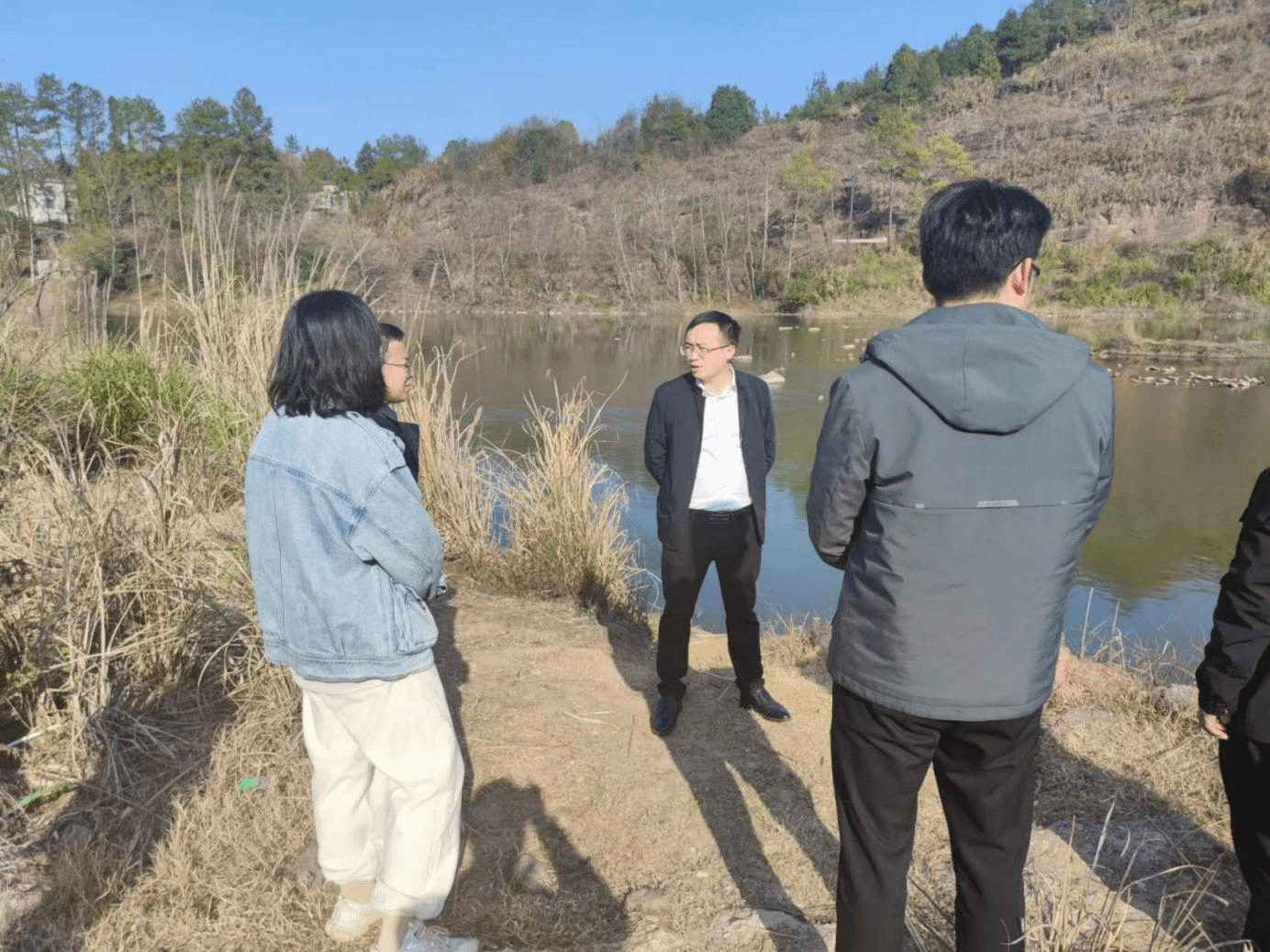 会昌县政府副县长,湘江县级河长陈民开展巡河督导工作_整治_水质_农业