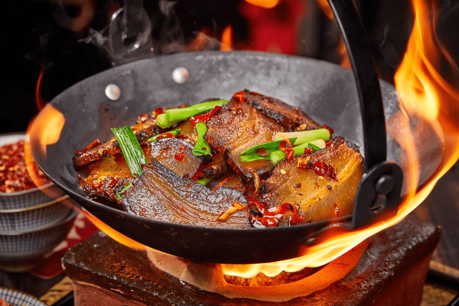 腊味出山了三湘腊味馆首店长沙开业湘菜泰斗王墨泉指导菜品