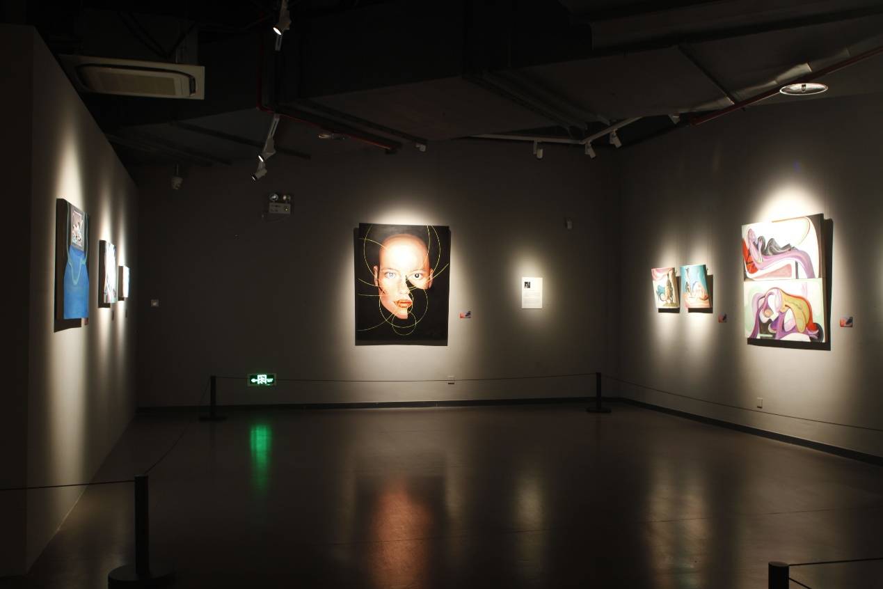 “回响“当代女艺术家联展开启双城联动湖州美术馆展出