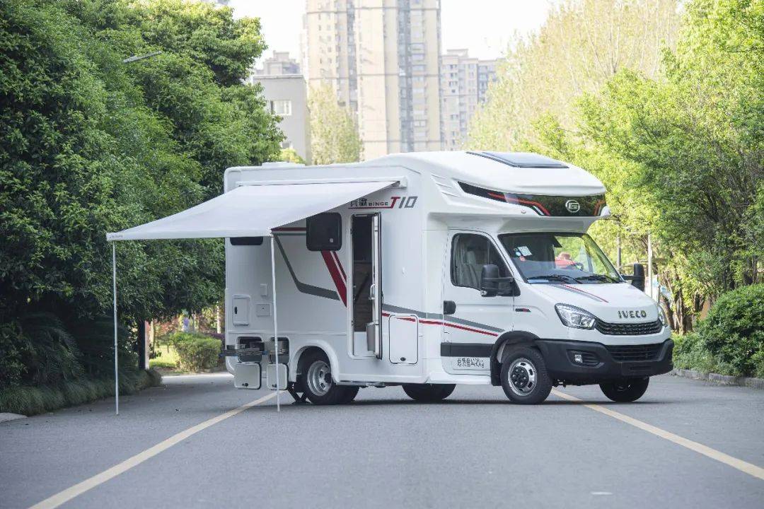 4月13日洛阳房车展:金冠宾歌t10,特别纪念彰显自由房车新理念!