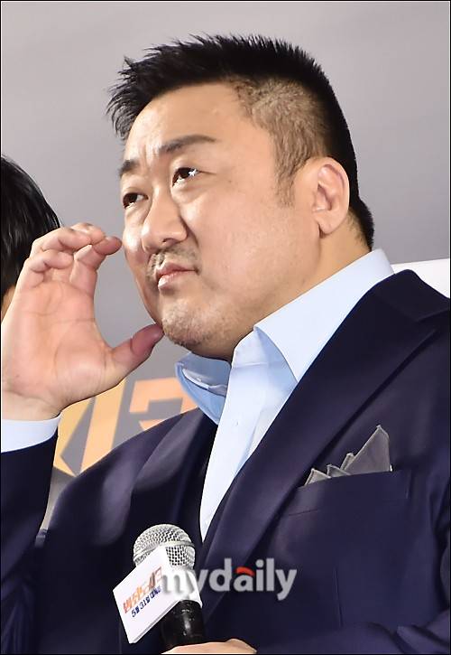 河智苑白智英Tiffany等出席《犯罪都市3》VIP首映-搜狐大视野-搜狐新闻