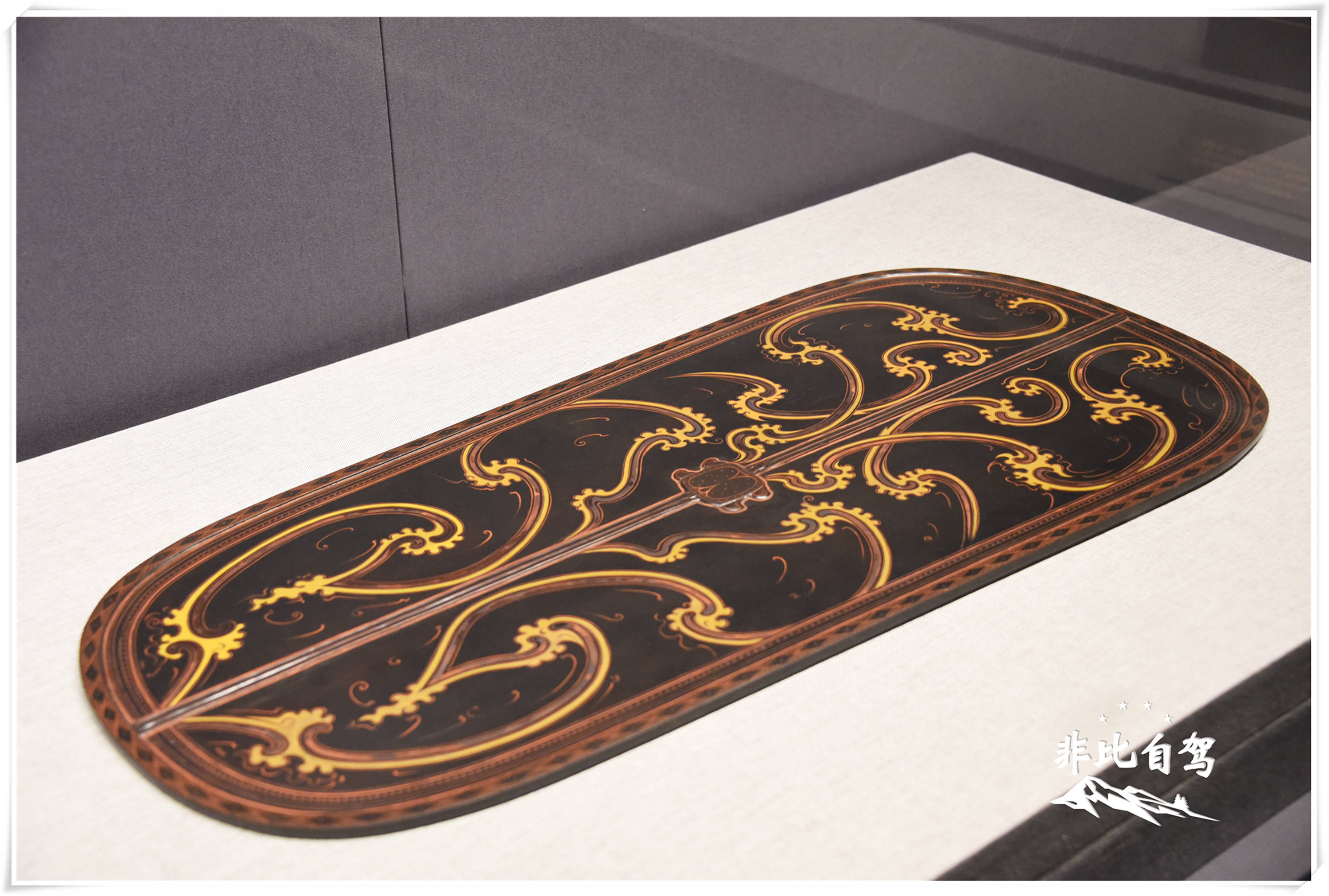 来来来,猜猜这个是啥?盾牌?不是.桌面?不是.鼠标垫?