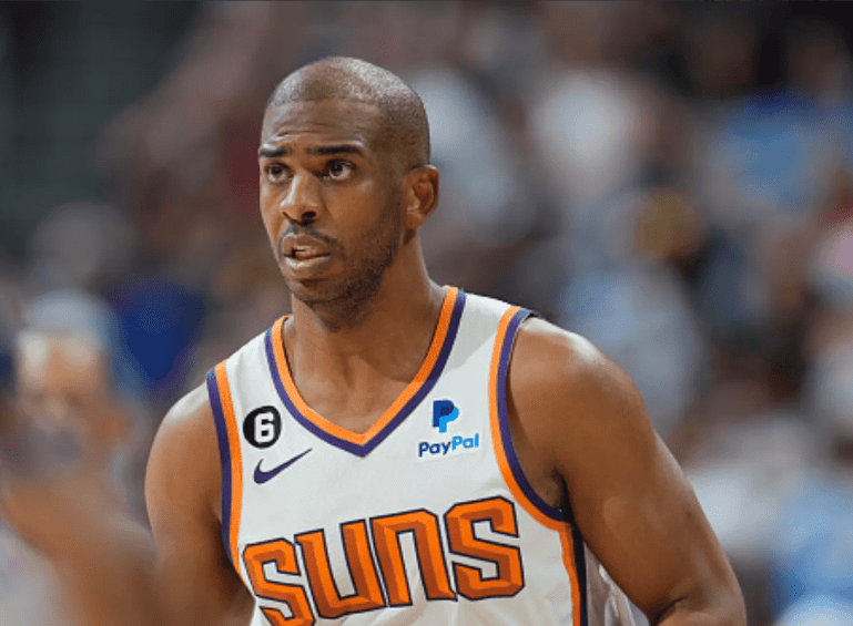 说起来保罗绝对是太阳队的功臣,自纳什和小斯时代结束以后,太阳队一直