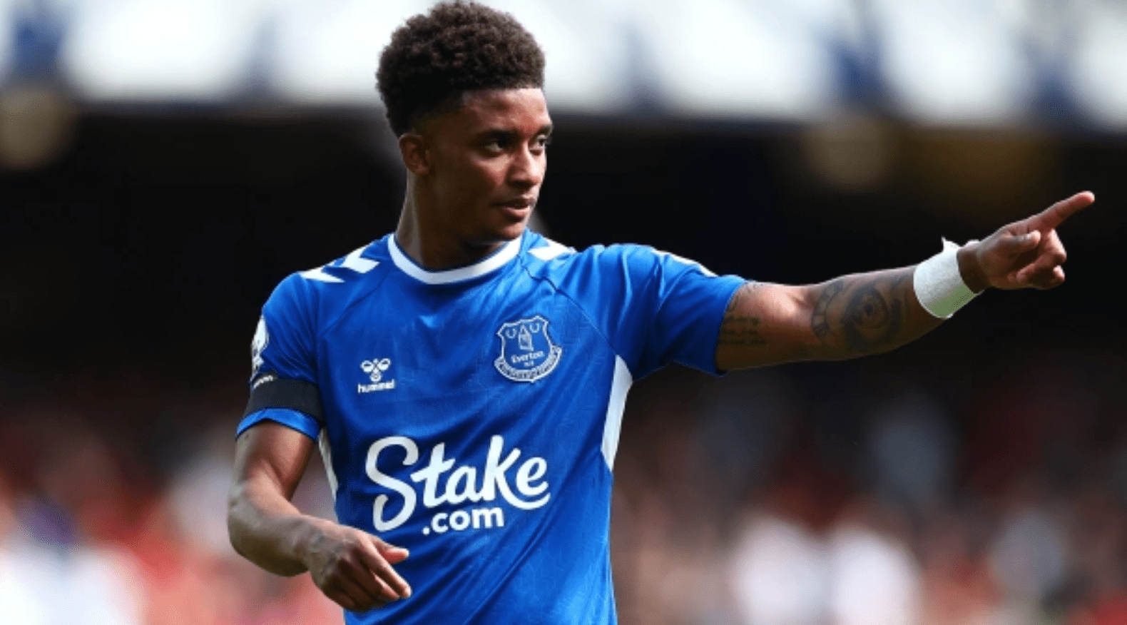 的兴趣下为德马莱·格雷开出了 1000 万英镑的要价_埃弗顿_球员_戴奇