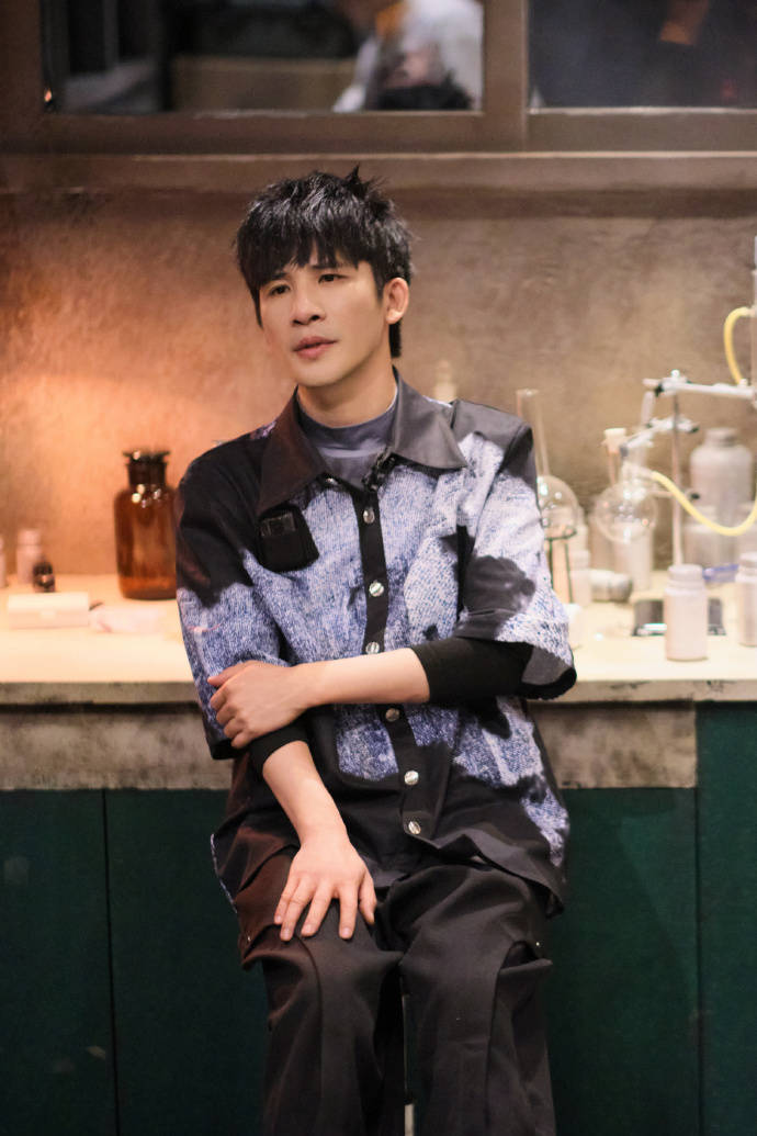 郭麒麟给许凯唱歌助胆_大张伟_毒品_黄明昊