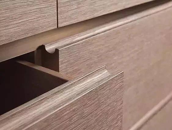 告别一门到顶,分割式衣柜免拉手设计_柜门_柜体_反弹