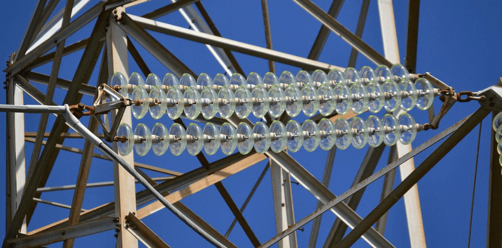 绝缘子作用及输电线路绝缘子污秽度监测功能_表面_智慧_科技