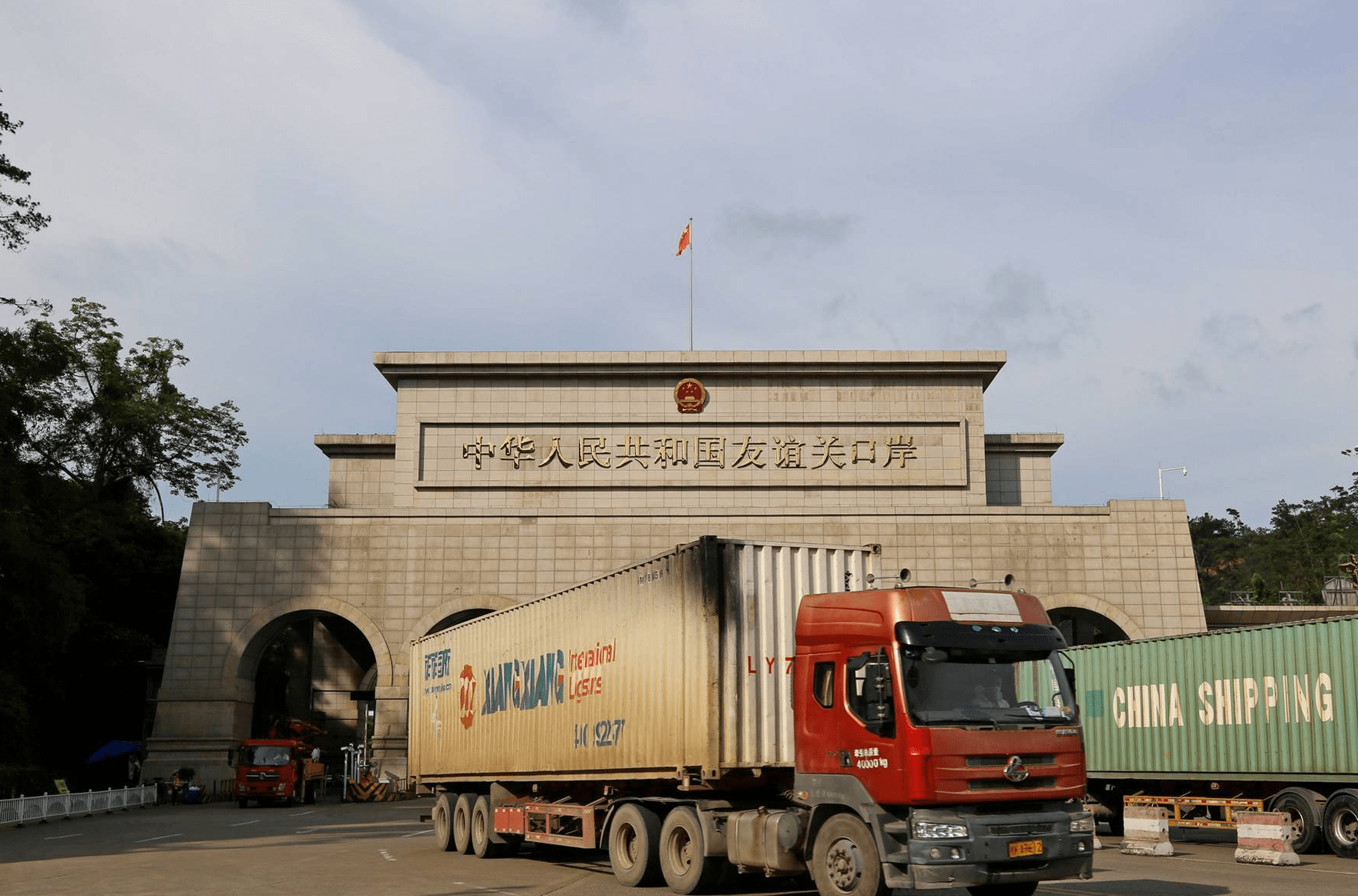 越总理没白来,中方的承诺兑现,中越边境高铁,已经进入铺设阶段_铁路