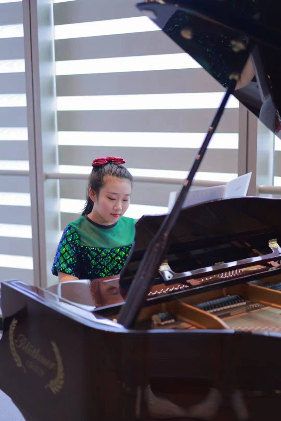 少年钢琴演奏家李昕昱成长之路专访_音乐_爸爸_小朋友