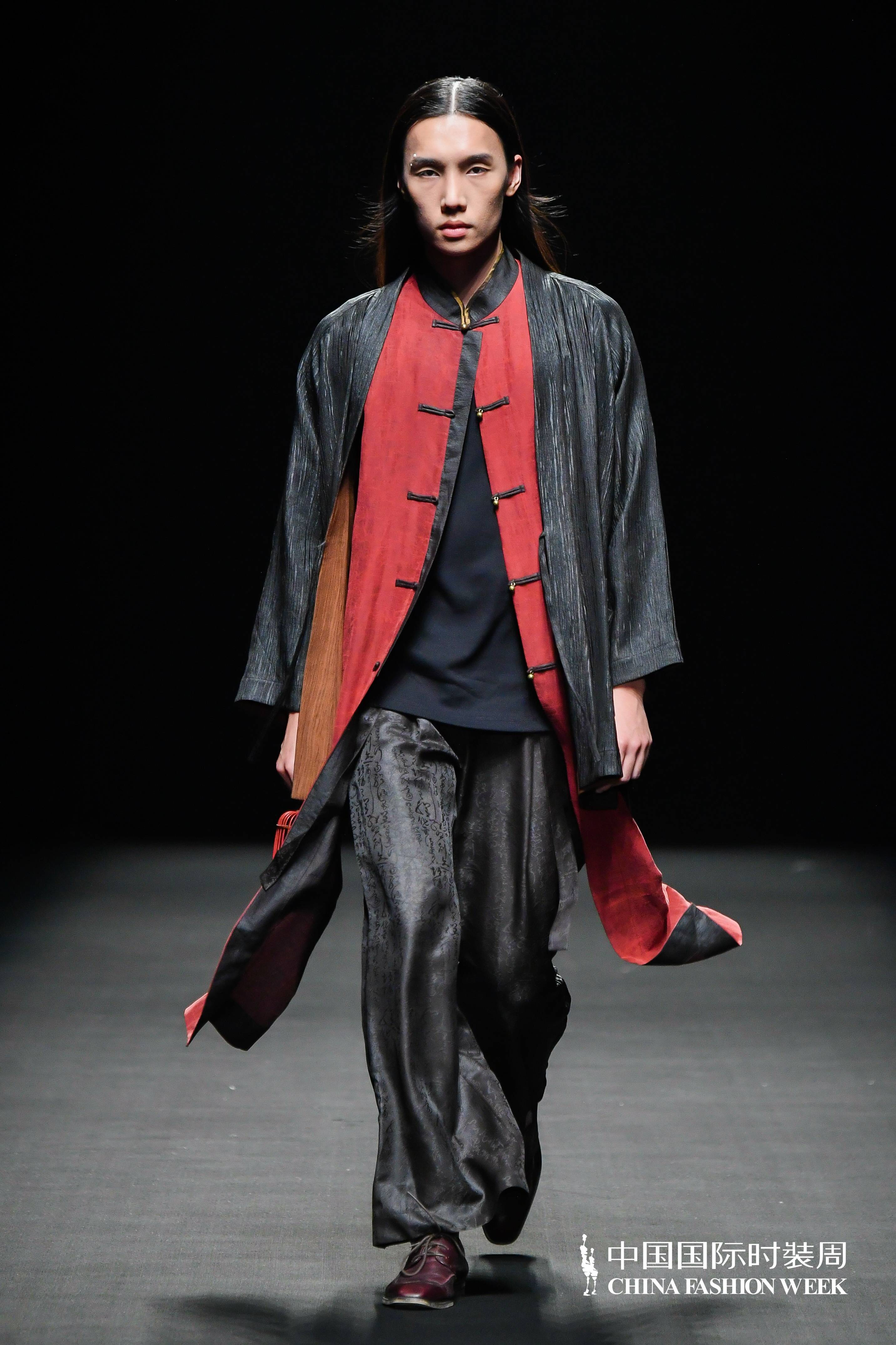 南沙榄核香云纱:为非遗注入新生命_中国_榄核镇_传统