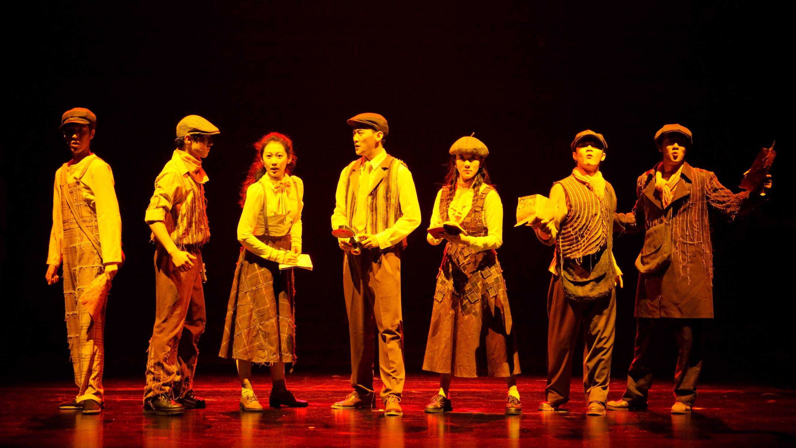 傲雪红梅怒放山城,原创音乐剧《江姐》在重庆首演_红色_观众_艺术