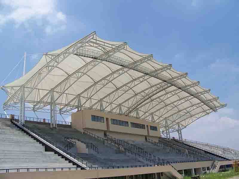 膜结构看台遮阳棚:在体育馆,广场的应用场景有哪些?优势是什么?