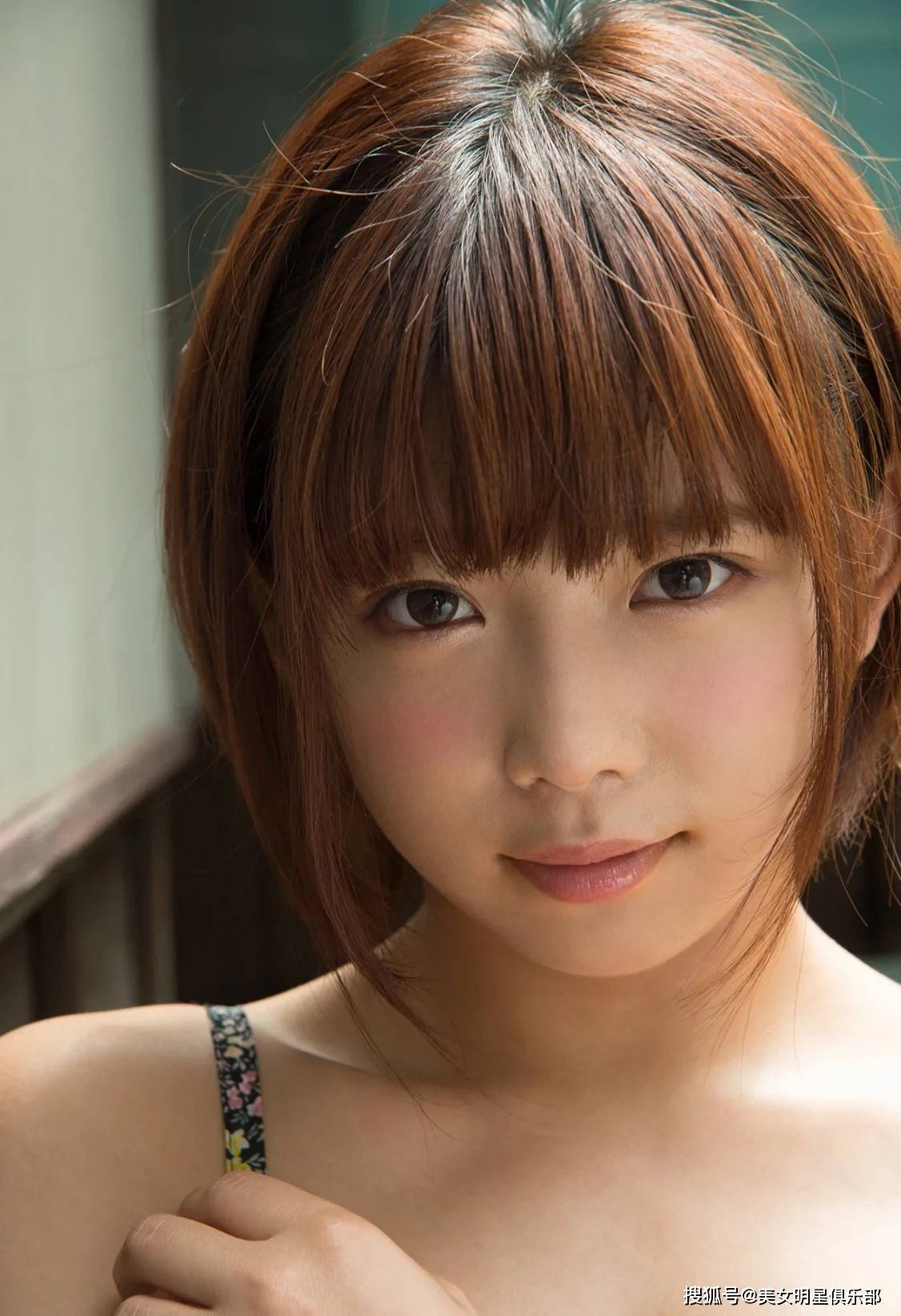 45岁纱仓真菜,美得令人叹为观止!_音乐界_听众_社会