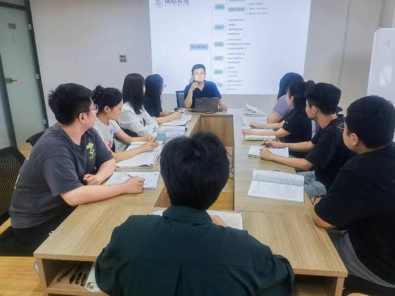 公考培训机构哪个好 因人而异