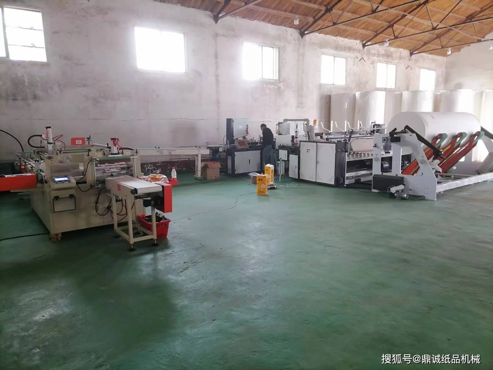 办一个纸品加工厂(开一个纸品加工厂大概需要多少资金)