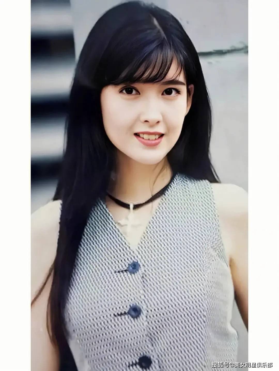 41岁周慧敏,邻家姑娘饱满性感!_演技_音乐界_作品