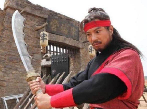 外国人目睹清朝刑场砍头,围观群众一片叫好_斩首_犯人_刑罚