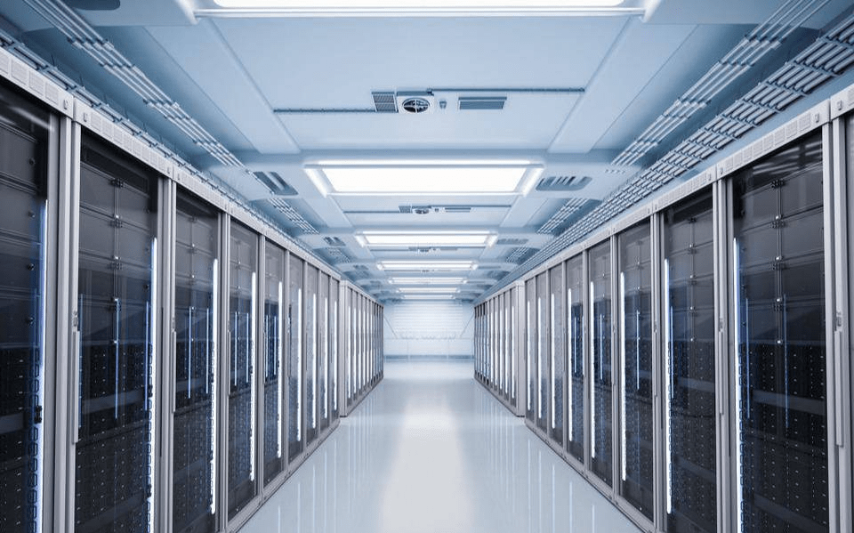 机房和云计算数据中心一样吗?有什么不同?_客户_设备_服务
