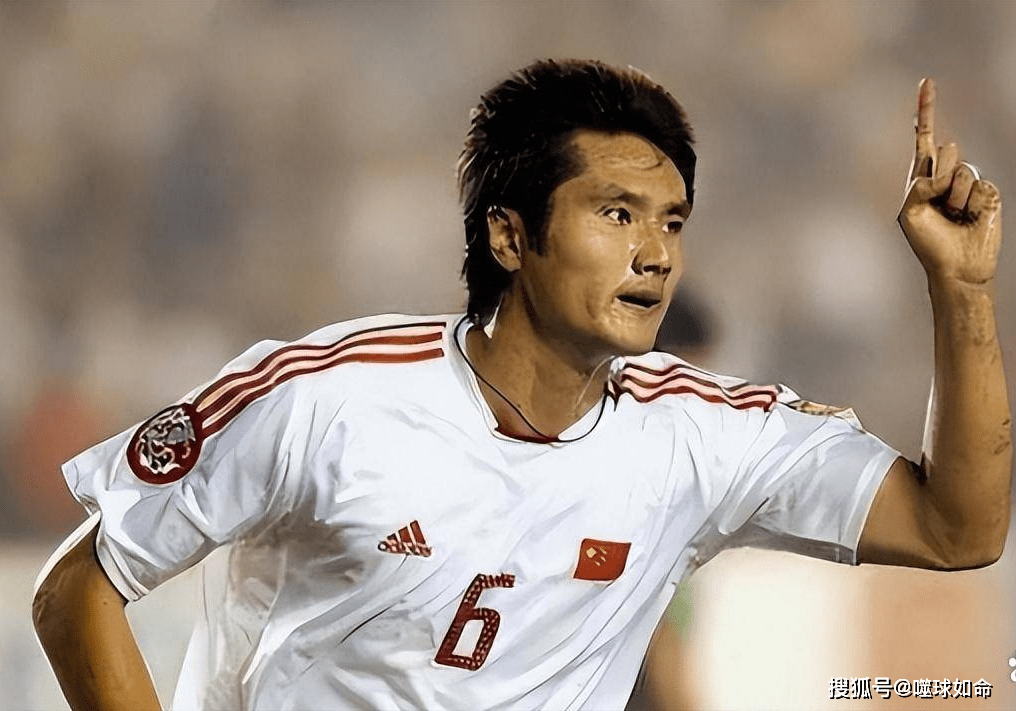 范志毅:男足史上,论前腰,能入选亚洲级别的只有4人,郑智够格_彭伟国_